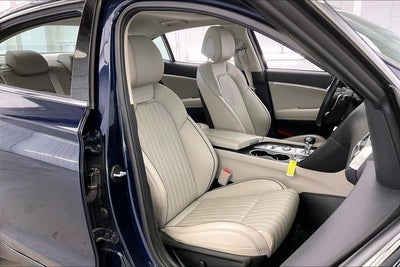 2021 Genesis G70 2.0T