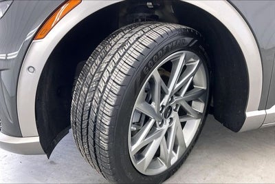 2024 Genesis GV60 Advanced