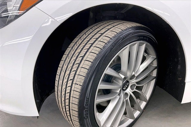 2018 Kia Stinger Base