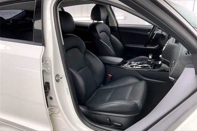 2018 Kia Stinger Base