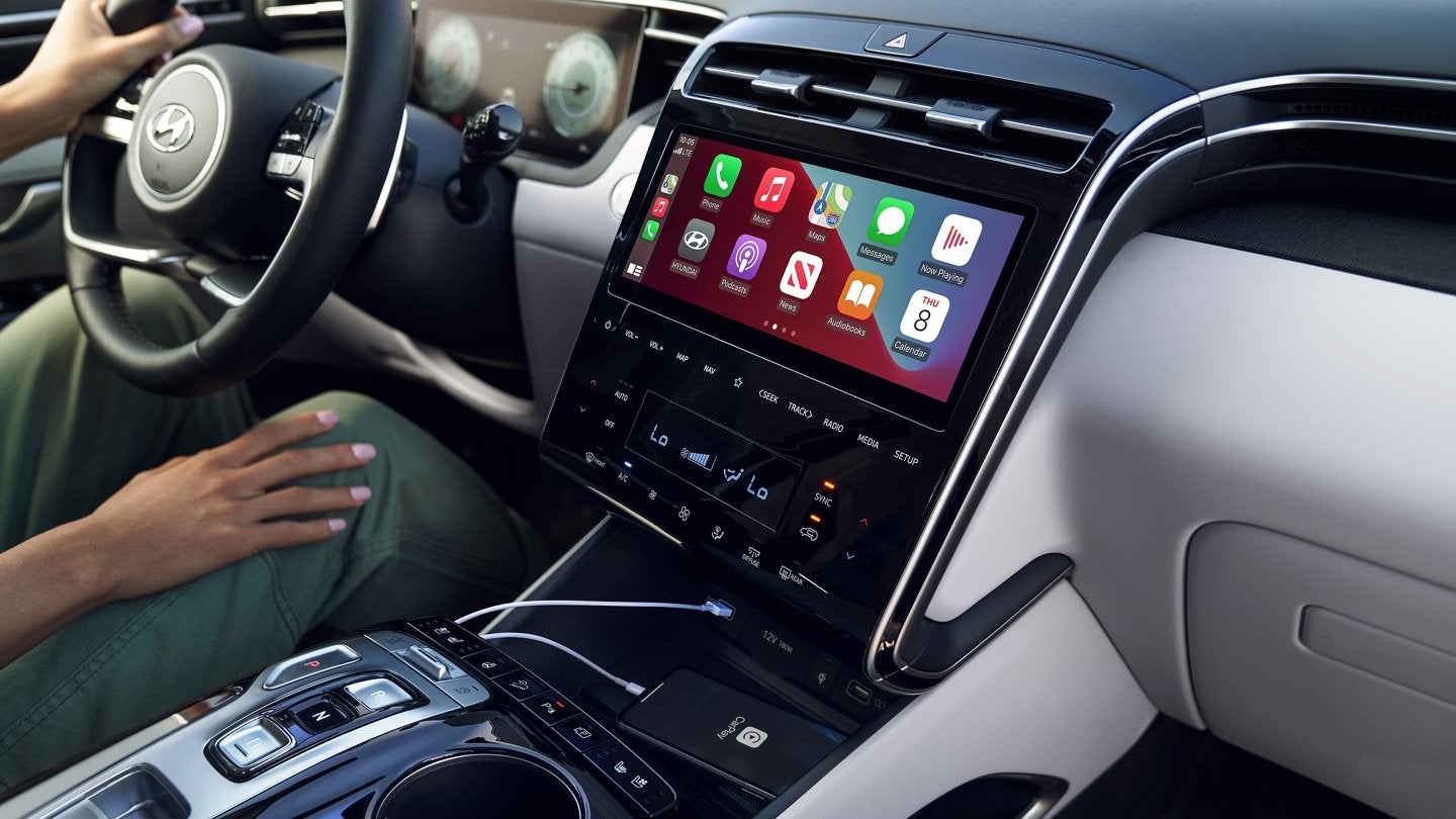 2022 Tucson Interior | Zimbrick Hyundai West in Madison WI